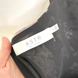 ASTR the Label Aneira Dress Purple & Black Floral Size S thumbnail 10