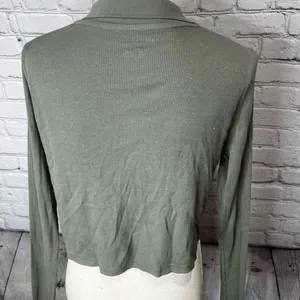 American Eagle shirt top size med thumbnail 9