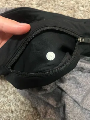 Lululemon Shorts 2.5" thumbnail 4
