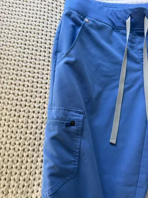 FIGS Scrub Pants thumbnail 2