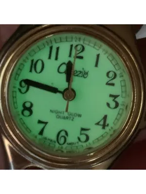 Vintage Collezio gold tone women watch glowing in the dark 25mm Quartz running thumbnail 3