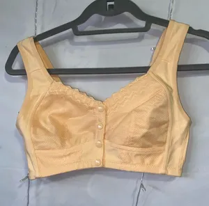 Comfort Lace Front-Closure Bra in Peach thumbnail 1
