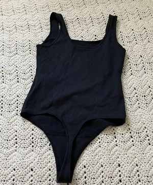 Abercrombie & Fitch Soft Matte Seamless Squareneck Bodysuit Black (Small) thumbnail 7