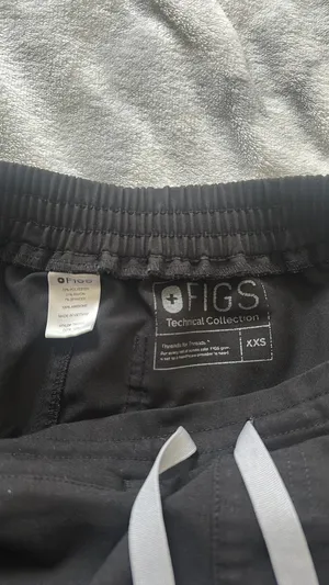FIGS Scrub Pants  thumbnail 3