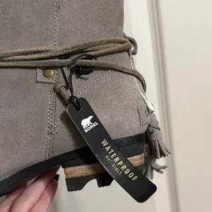 NWOB Sorel Farah Slate Gray Waterproof Suede Short Boots Ankle Minimalist Gorp‎ thumbnail 6