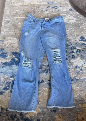 Universal Thread Jeans thumbnail 1
