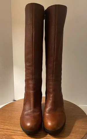 Timberland Tall Brown Gusseted Stratham Heights Genuine Leather Boots - 6.5 thumbnail 1
