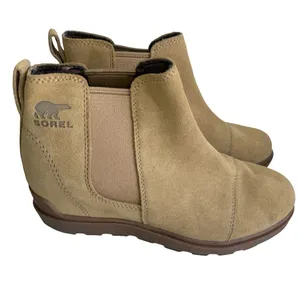 Sorel Evie II chelsea boot tan Sz 7 EUC thumbnail 1