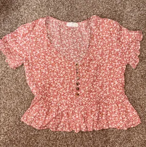 Coral Floral Top thumbnail 1