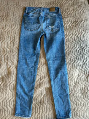 American Eagle Jeans thumbnail 2