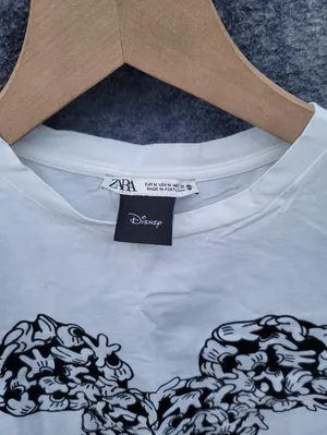 Zara x Disney Mickey Mouse "Hands" Graphic Tee Crop Retro M thumbnail 2