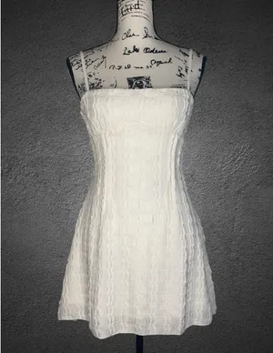 NEW Princess Polly Melrose Nights Mini Dress Womens 6 Cream Textured Sexy Classy Cocktail Party thumbnail 8