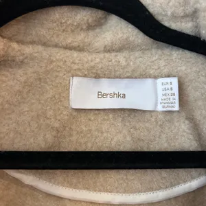 Sherpa fleece shacket jacket beige oversized thumbnail 3