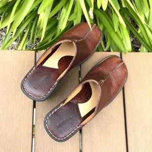 vintage platform brown leather boho clogs Size 7 thumbnail 2