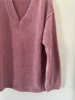 American Eagle Pink V Neck Knit Oversized Sweater Small Relaxed Cozy Coastal thumbnail 4