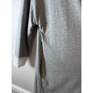 Angel Maternity Womens Sz XL/2XL Bamboo Robe Grey Crochet Trim Hospital Robe NWT thumbnail 5