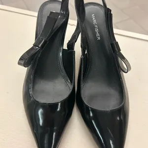 Marc Fisher Black Patent Slingback Pumps with Bow Accent 8M thumbnail 1