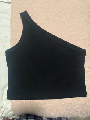 One shoulder black top Size M thumbnail 2