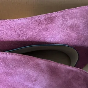 Gap suede classic pump in Bordeaux size 9. 5. thumbnail 5