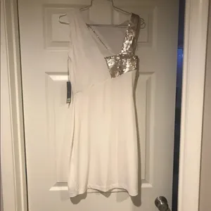 New Jennifer lopez white cream and gold dress thumbnail 2