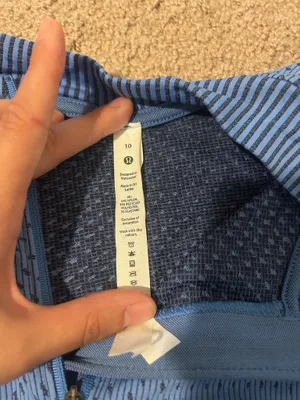 Lululemon Athletica Blue Patterned Half-Zip Top thumbnail 9