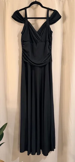 NWT Evanese Black Off-Shoulder Maxi Dress - Elegant Evening Dress thumbnail 1