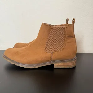 Sonoma Womens Brown Faux Suede Chelsea Ankle Boots Size‎ 7.5 BRANTLEE Western thumbnail 3