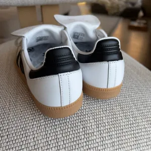 Adidas Samba Long Tongue Sneakers Shoes in Cloud White / Core Black / Gold NWOB thumbnail 6