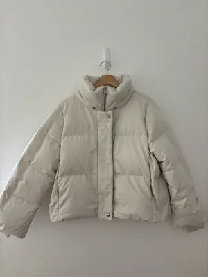 Banana Republic alps oversized puffer down jacket thumbnail 2