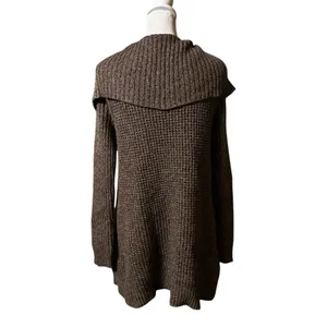 Old Navy Women’s Brown Button-Up Cardigan With Side Pockets Sz M thumbnail 4