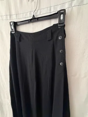Calvin Klein women’s Size 4 Black Wool A-Line Skirt Side Buttons/Pocket(A582) thumbnail 4