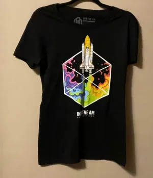 Black Graphic Tee Size M thumbnail 1