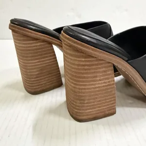 Marc Fisher Shoes Womens Size 9 Black Leather Block Heel Mule Sandals Square Toe thumbnail 4