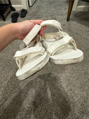 Teva White Women’s Sandals thumbnail 4