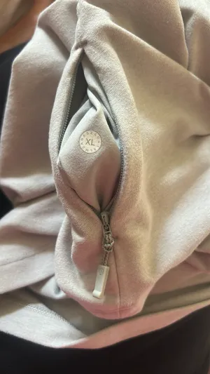 Men’s Lululemon Quarter Zip XL  thumbnail 7