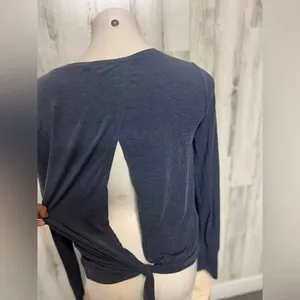 Long sleeve  thumbnail 2