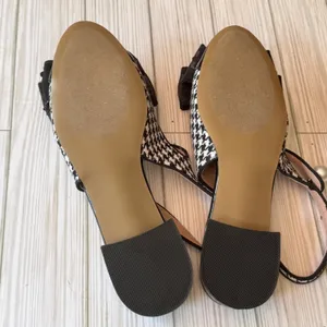 Betsey Johnson LIVY HOUNDSTOOTH Mary Jane Women's Flats Bow and Pearl Detail 7.5 thumbnail 6