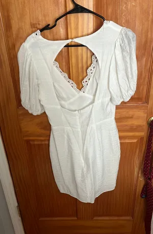 Mika & Gala White dress thumbnail 1