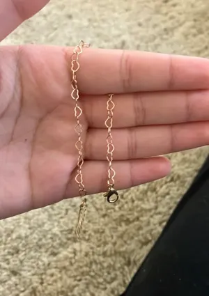 GOLD BRACELET WITH A GOLDEN HEART thumbnail 3