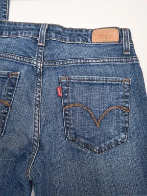 Levi's Women's 6 Medium Mid Rise Skinny Jean thumbnail 7