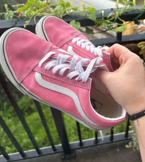 Pink Vans thumbnail 1