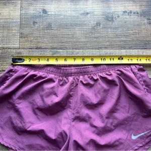 Nike Running Womans Pink Dri-Fit Shorts Activewear Workout Casual Size Medium thumbnail 3