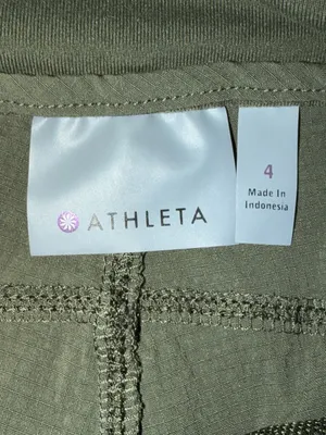 Athleta Trekkie Cargo Hiking Shorts Olive Green Size 4 thumbnail 3