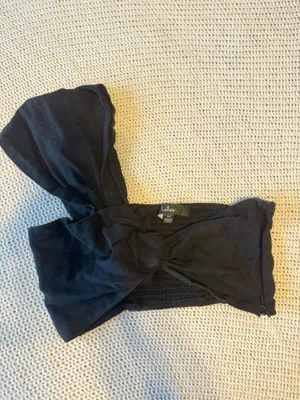 Lulus Crop Top Black thumbnail 2