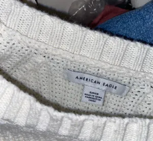 American Eagle sweater thumbnail 2