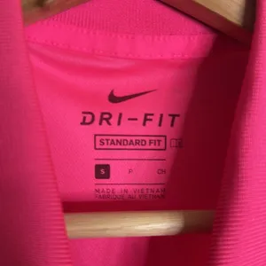 Nike dri fit ladies bright‎ pink with speckles athletic polo shirt size small thumbnail 5