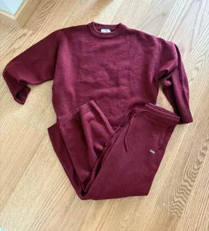 Oner Active Women's knit Crewneck Sweater & Jogger Set rosewood thumbnail 1