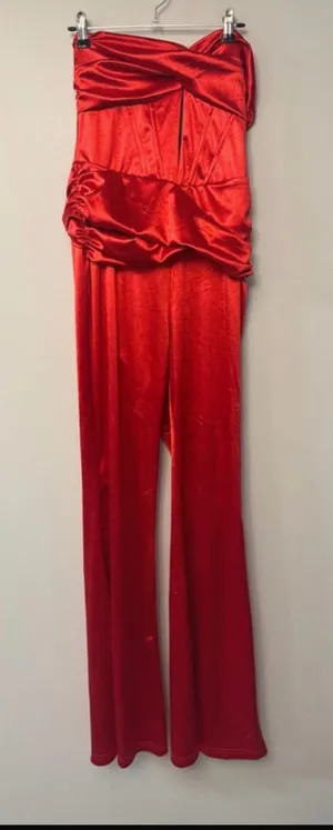 Strapless Red Satin Wide-Leg Jumpsuit thumbnail 1