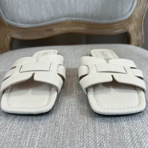 Faux Snakeskin Pattern Sandals Slip On Flats Ivory Women’s Size EU 37 6.5 US thumbnail 3