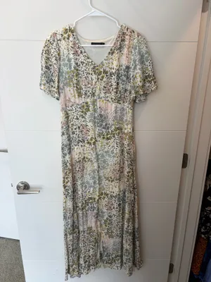 Mikarose Pastel Floral V-Neck Midi Dress thumbnail 2